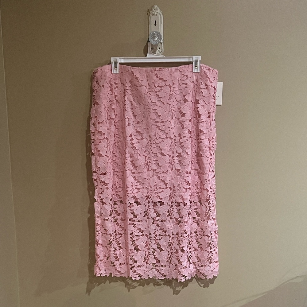 Elegant Pink Lace Fabric skirt